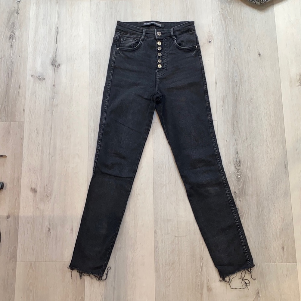 Zara washed black denim with silver button closure and raw hem, size USA02